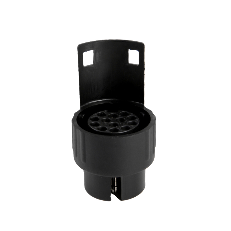 Adaptér 7pinová zástrčka do 13pinové zásuvky JH027-A